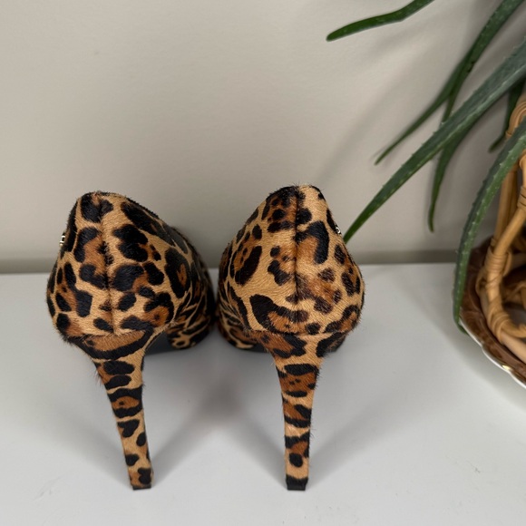 Calvin Klein Leopard Print Calf Hair Pumps Size 10 Pointed Toe Heels - Picture 6 of 12